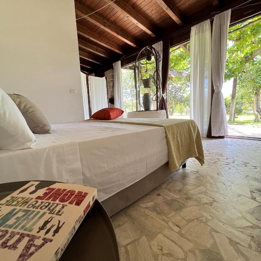 Li Papi Villa Galatone Exteriör bild